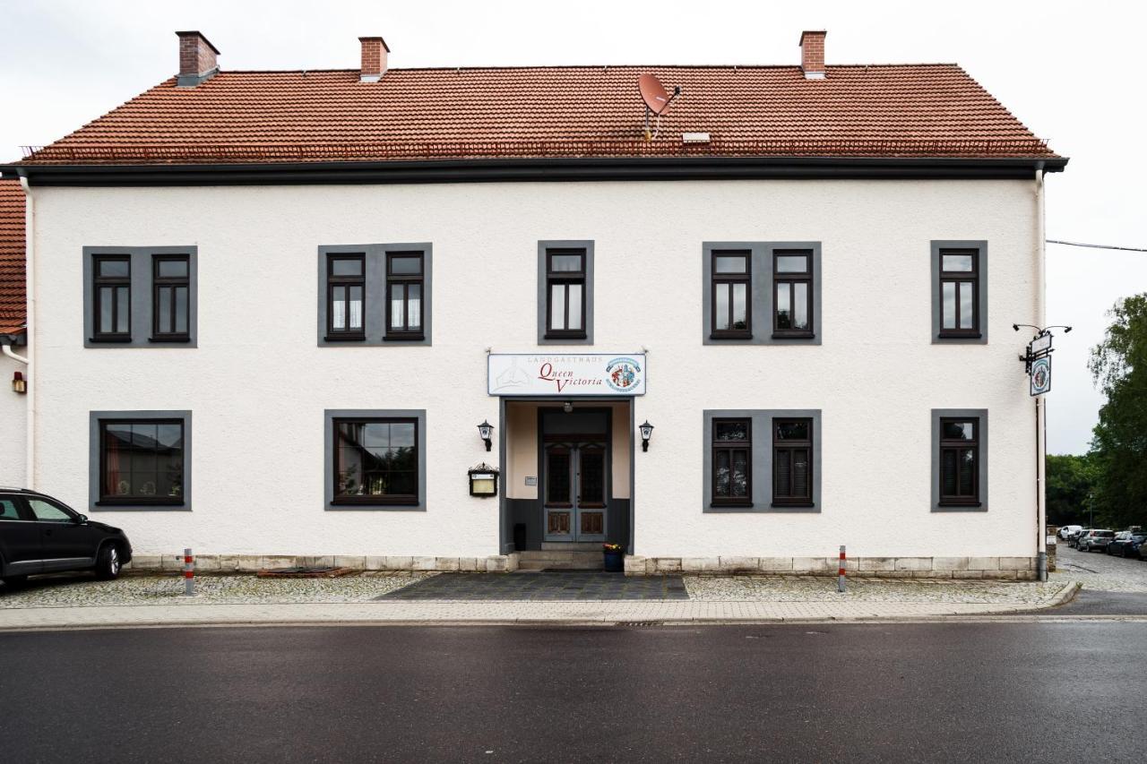 Landgasthaus Queen Victoria Stadtilm Exterior foto